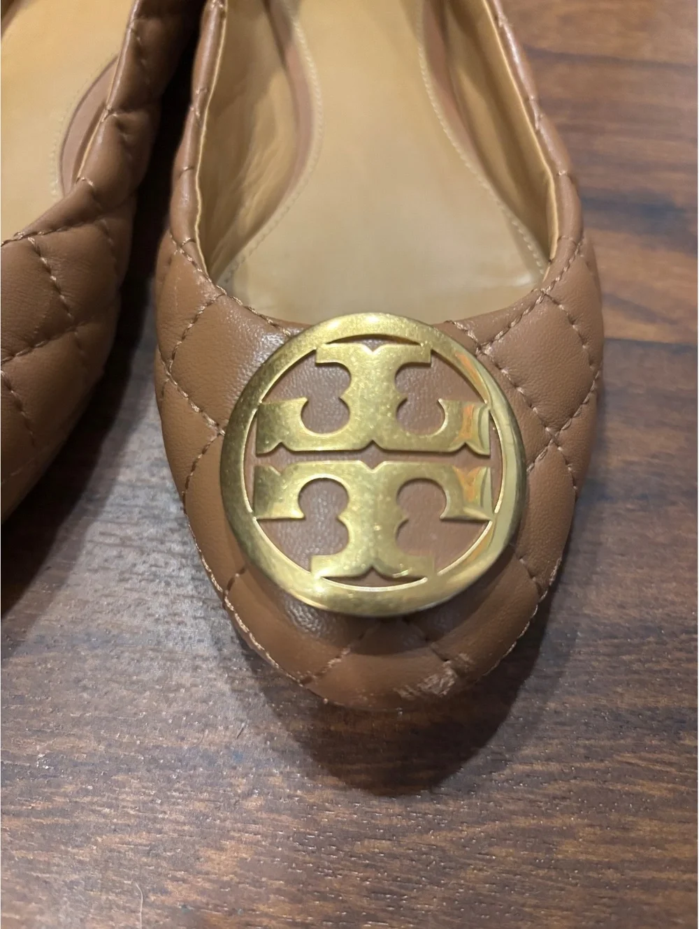 Tory Burch Quilted Leather Ballet Flats in Tan with Gold Logo 6.5